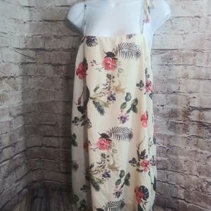 Dee Elly spaghetti string floral dress